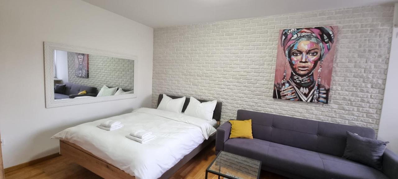Apartment Grove Ii = Strict Centre Novi Sad