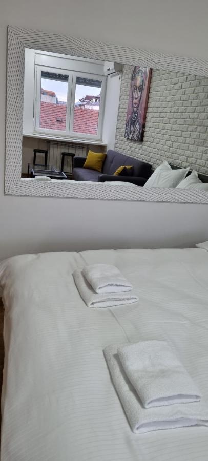 Grove Ii = Strict Centre Novi Sad